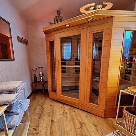 Large Detached Holiday Home In Muhr Exteriér fotografie