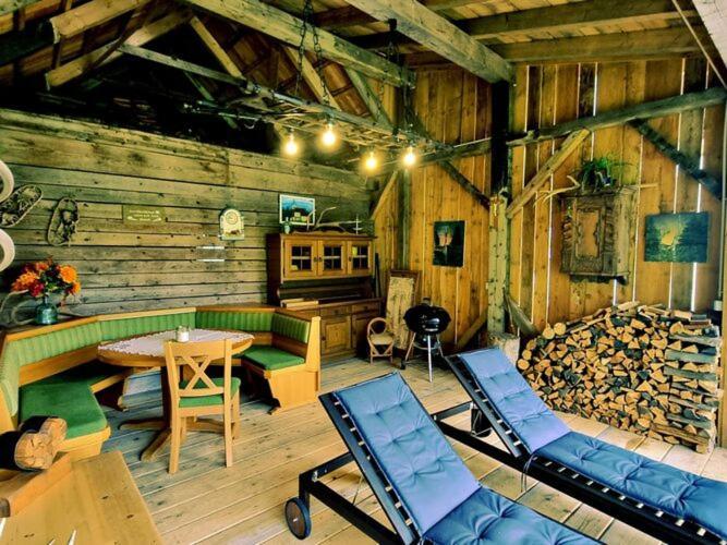 Large Detached Holiday Home In Muhr Exteriér fotografie