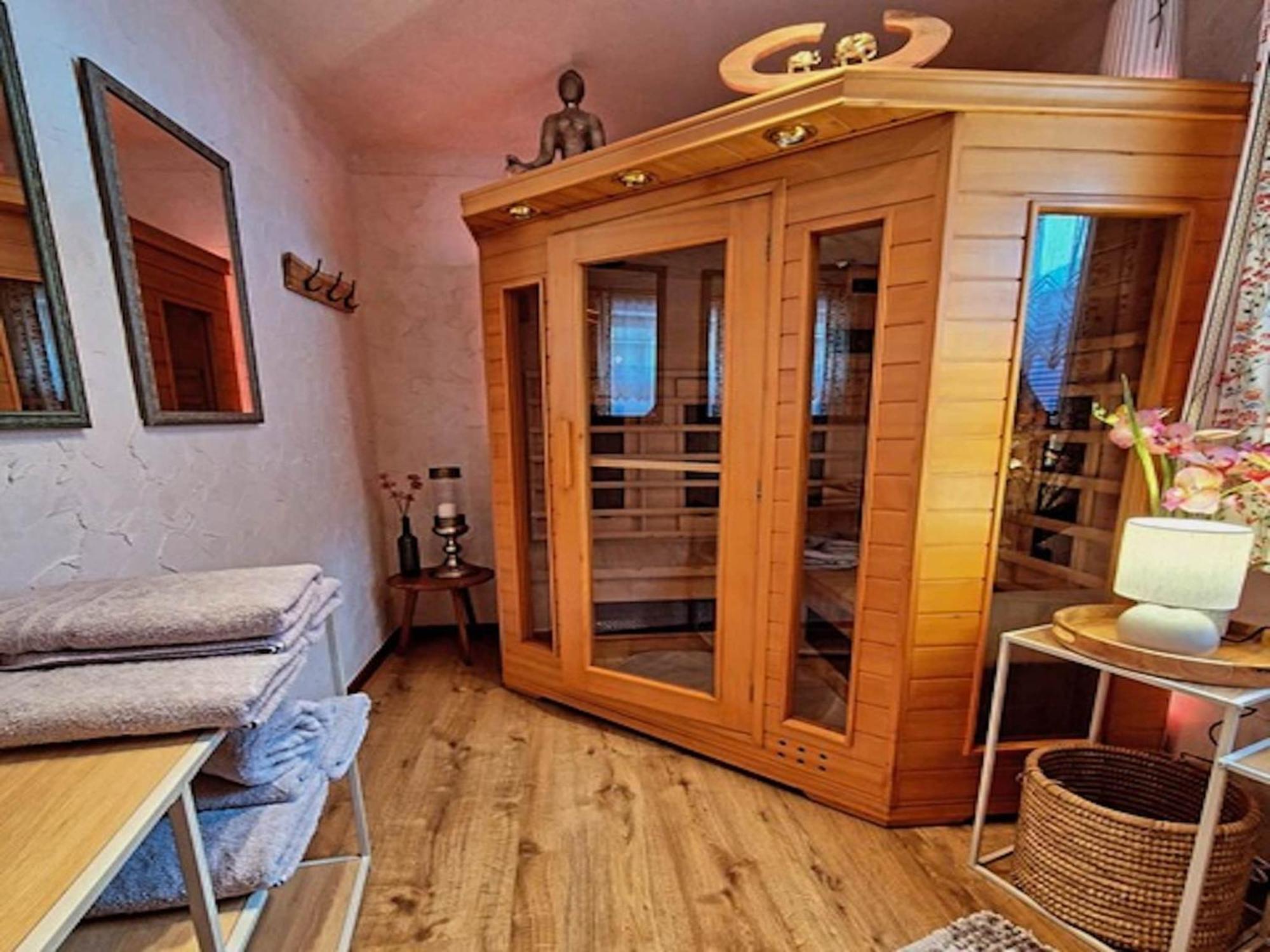 Large Detached Holiday Home In Muhr Exteriér fotografie
